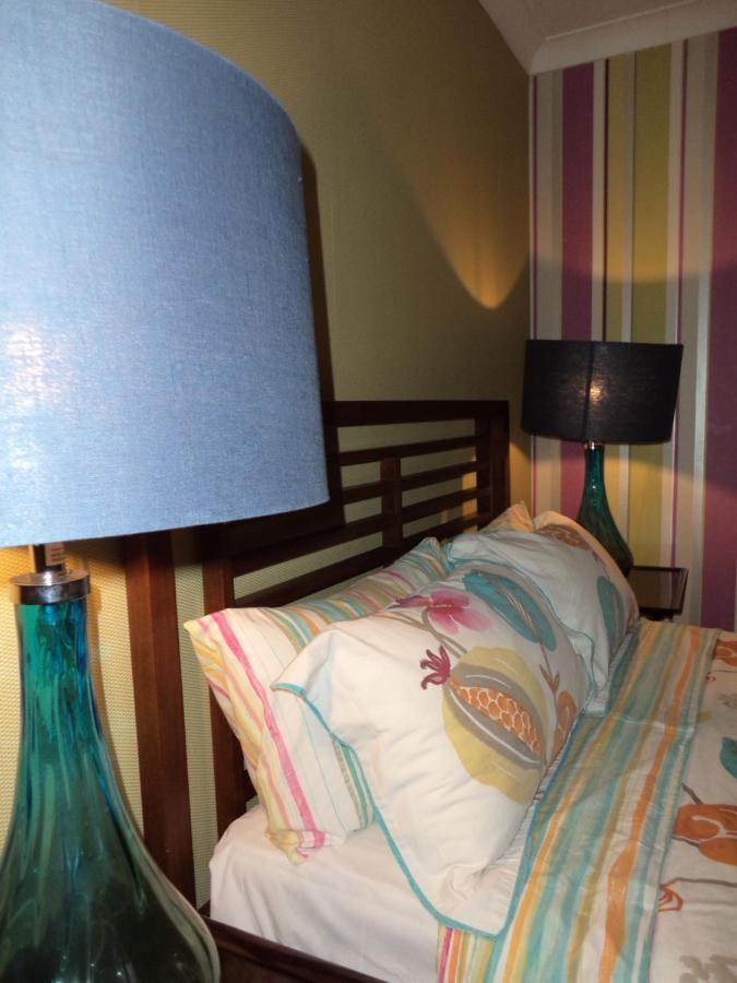 Coach House Villa Woking Dış mekan fotoğraf